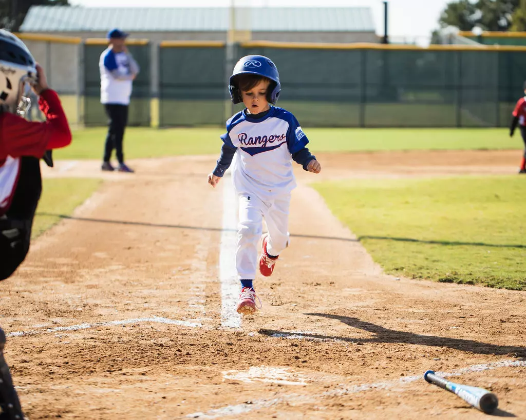 Grapevine Mustangs logo